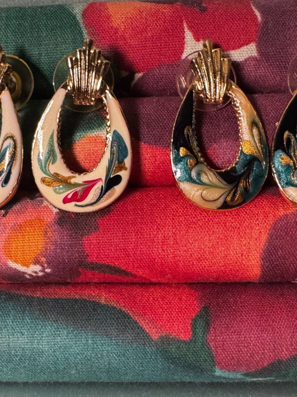 A pair of Enameled Floral Retro Long Dangle Earrings